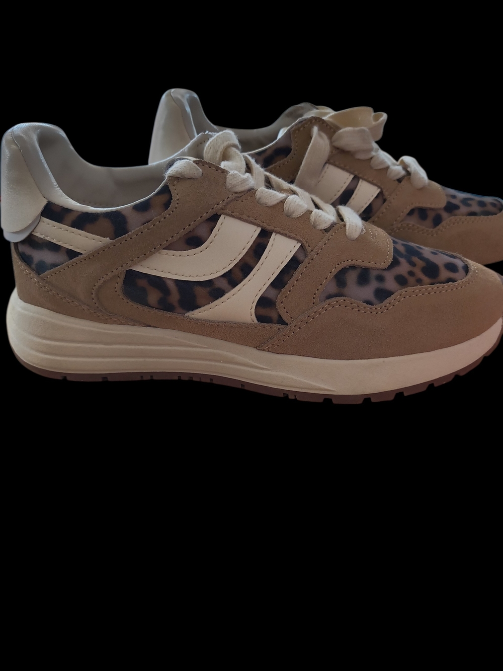 Steve Madden Beige Leopard-Print Lace-Up Sneakers